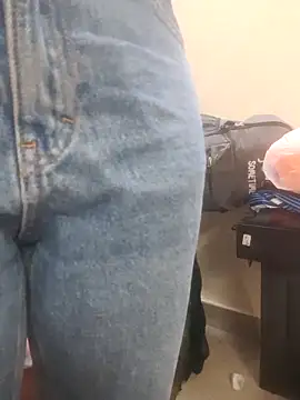 Pokazy przed kamerką – Sexy_Mal89