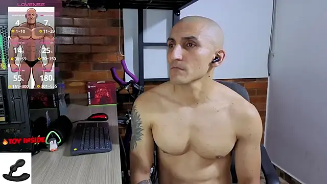 Marck_Muscle Show Webcam