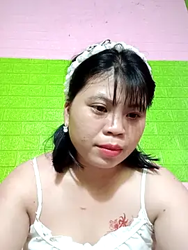 Xuka_lyss Chat XXX live