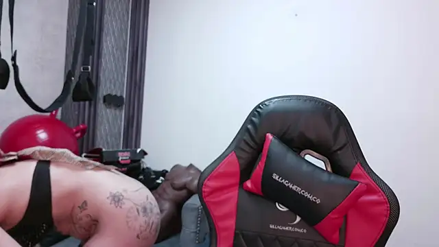 Czat XXX na żywo – selene_red_