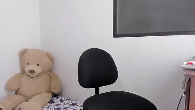 Emma_lean 现场XXX聊天