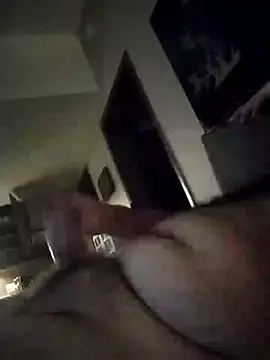 cruzer133420's Webcam Show