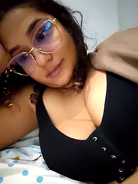 BrendaGirs Show in webcam