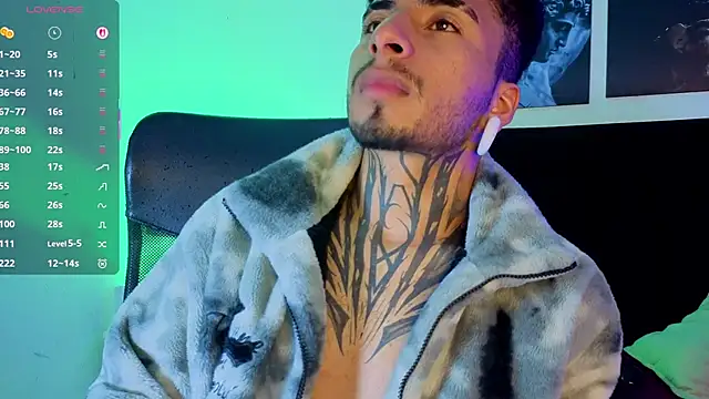 JuanCamiilo_66's Webcam Show