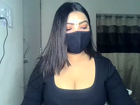 Chat +18 de ishi_Beauty ao vivo