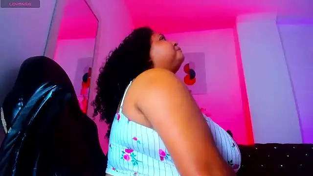 Ayliinn_ Live XXX-Chat