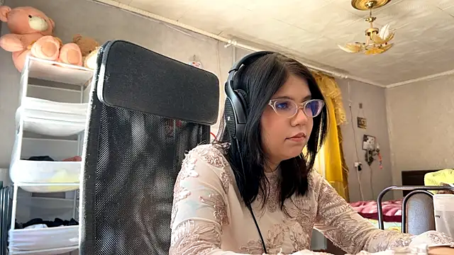 CaniLern Chat XXX live