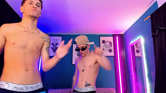 XXX chat uživo modela LegacyOFHorus
