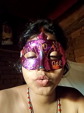 Horny-Rashi élő XXX-chatje