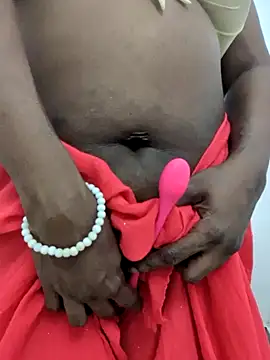 mamakarma1403 Show Webcam
