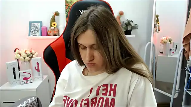 Lucky_Lana Live XXX-chat