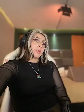 Chat +18 de GabyRose9 ao vivo
