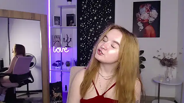 MollyShining: απευθείας συνομιλία ΧΧΧ