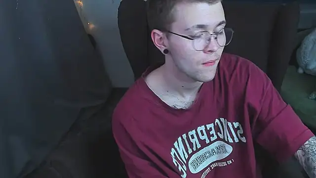 XXX chat uživo modela Thomas_Norton
