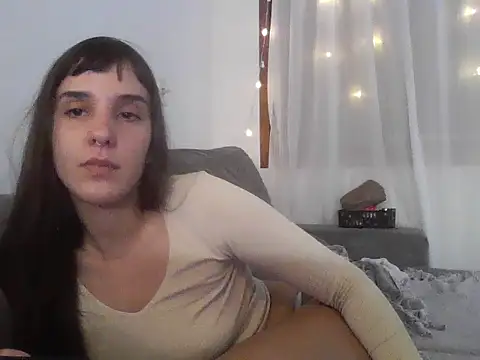 v3_nus' Webcam Show