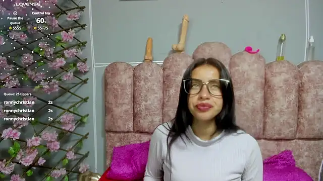 cloyks Adlı Modelin Web Kamerası Şovu