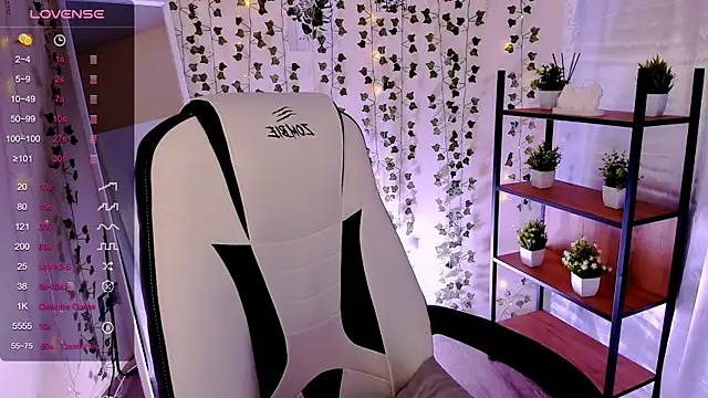 AnyaTaylor_ Live XXX-Chat