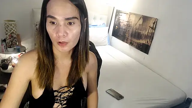 NinaDOM4CUM Chat XXX in diretta