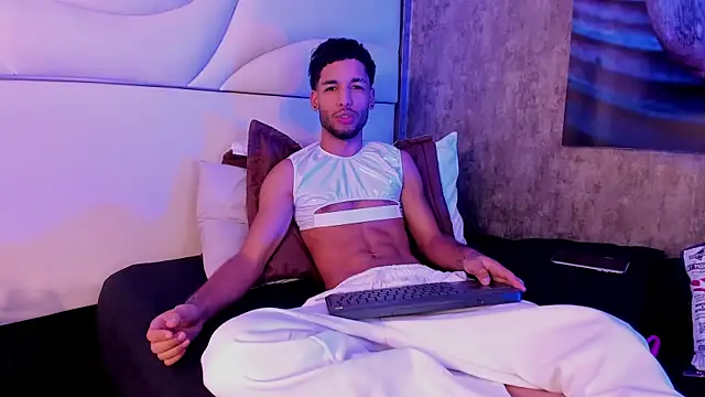 Chat +18 de Thiagoferreti ao vivo