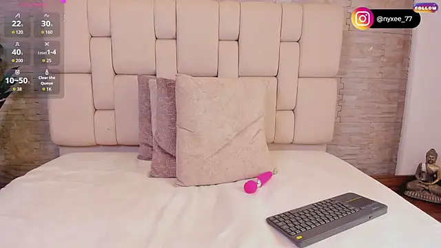 Nyxee_ Chat XXX in diretta