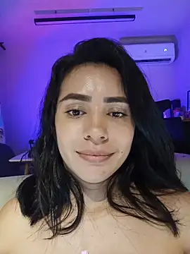 Sara-215's Live XXX Chat