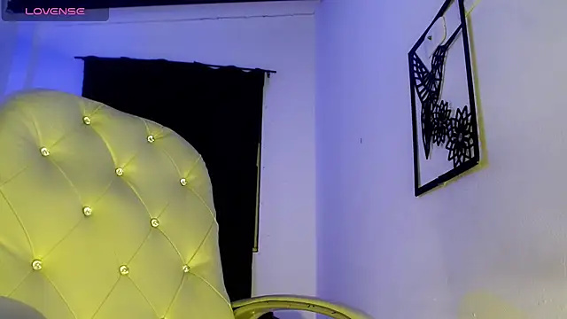 Chat +18 de Aria_Rosex ao vivo