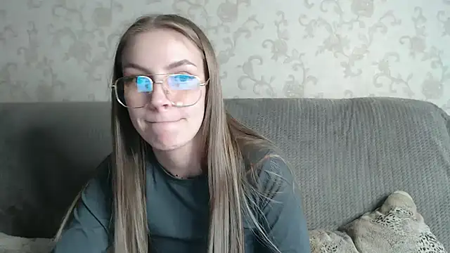 HitGyrl Adlı Modelin Canlı XXX Sohbeti