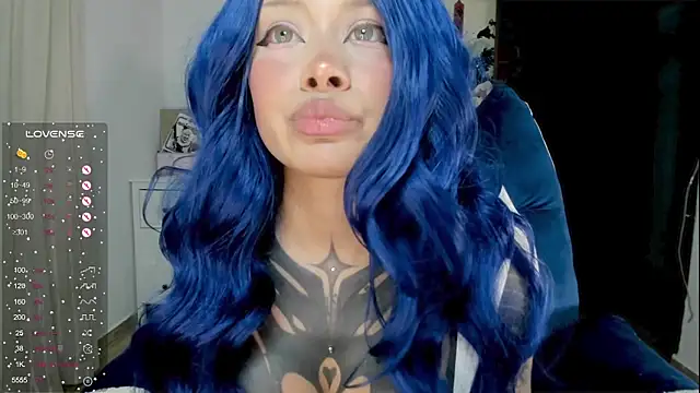 AlinaLukyanova élő XXX-chatje