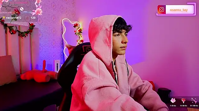 osamu_tay élő XXX-chatje