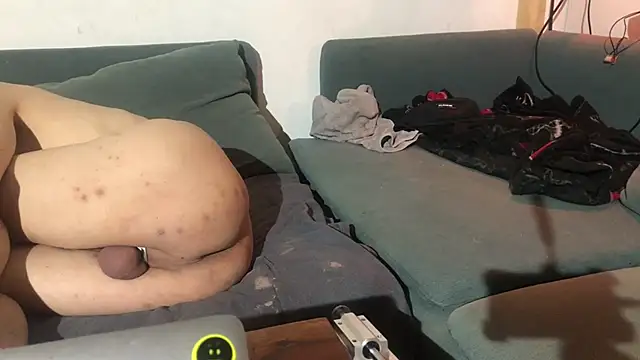 devote_schlampe00 Webcamshow