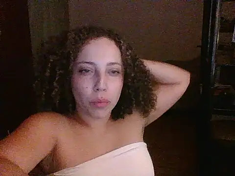 Chat +18 de Naomi_888 ao vivo