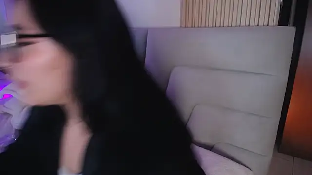 Živý XXX chat Miss_Loise