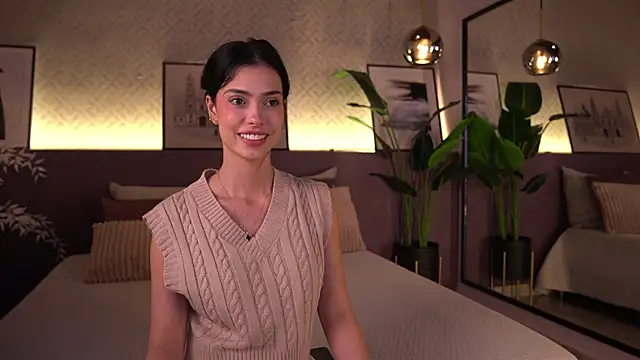 ElleDiane Adlı Modelin Canlı XXX Sohbeti