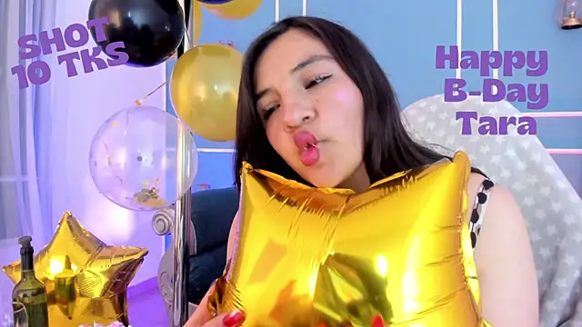 TaraTaylorr's Live XXX Chat