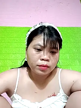 XXX chat uživo modela Xuka_lyss