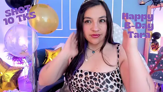 Chat XXX en directo de TaraTaylorr