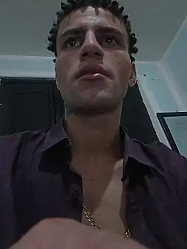 Show modela dany_hardy na web-kameri
