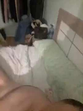 Parejabdsm90 Adlı Modelin Canlı XXX Sohbeti