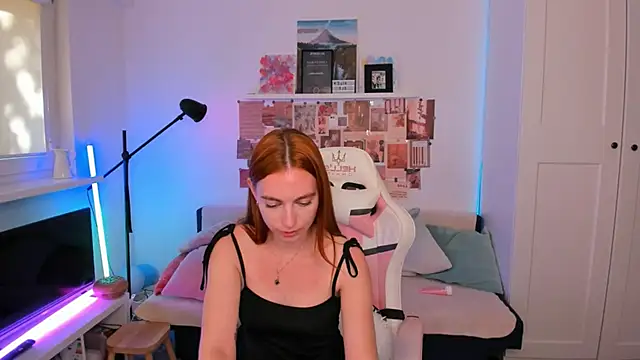 Mia_Madden's Webcam Show