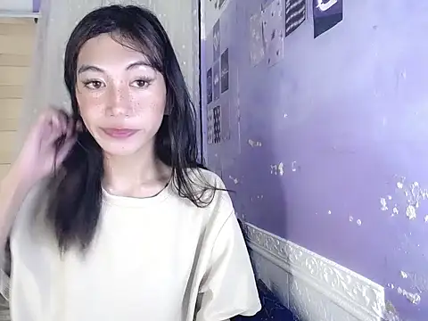 XXX chat uživo modela Asianbarbie05
