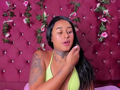 Czat XXX na żywo – Molly_Brunette_
