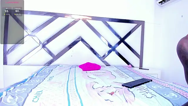Foxxy_maverick Pertunjukan Webcam