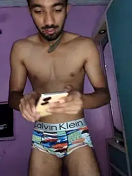 ItsPlayboy031 Show in webcam
