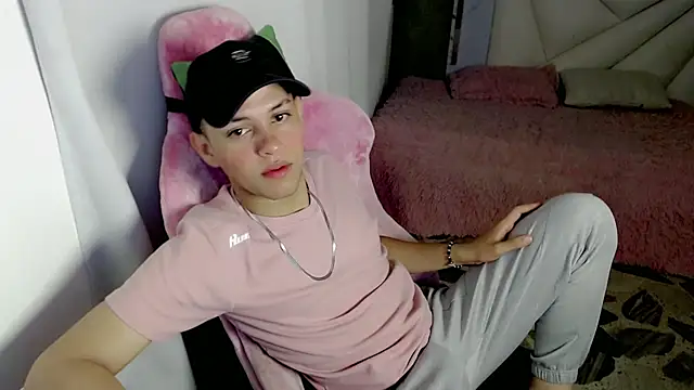 Top_and_bottomn Live XXX chat