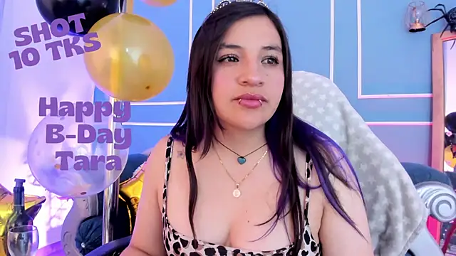 TaraTaylorr – Naživo XXX chat