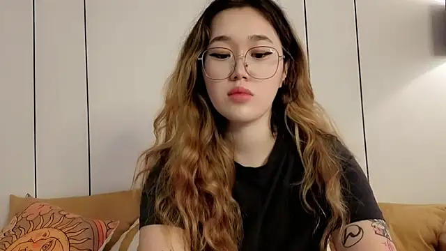 XXX chat uživo modela Jennatyan