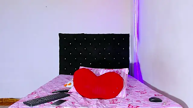 Chatroom XXX en direct de valen_colombian69