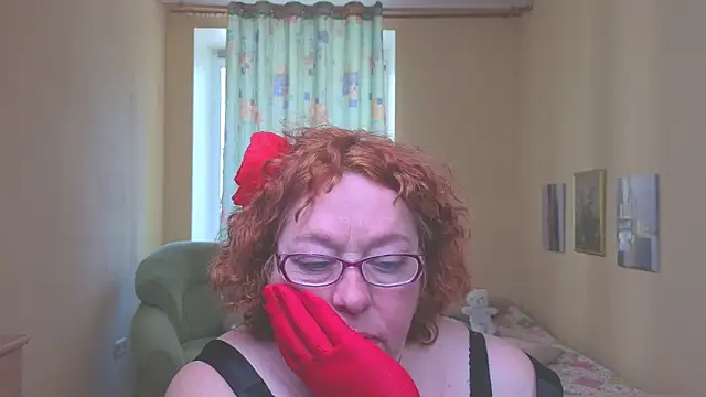 دردشة Fara_Flutte الجنسية المباشرة