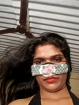 Shreya-Shetty09: απευθείας συνομιλία ΧΧΧ