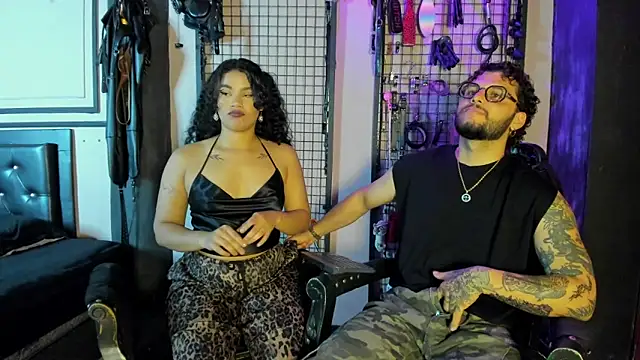 Twisted_Fantasy Live XXX-chat